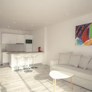 paraiso-del-sur-2-bedroom-luxury-suite-sea-mountain-views.adeje-hotels.com/
